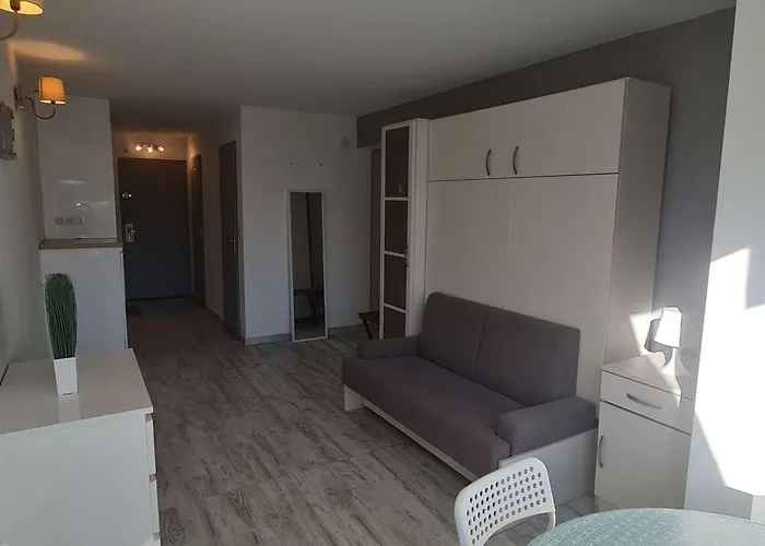 T2 Alcove Est A 600m Plage, Parking, Wifi, Quartier Calme - Fr-1-328-258 *